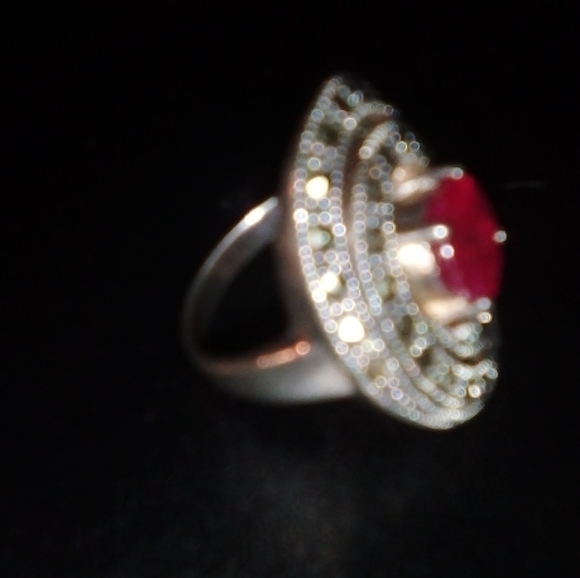 RED RUBY RING WITH MARCASITE . - Picture 4 of 7
